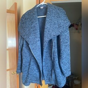Heather blue Lands End Zip up sweater. Size XL. Only worn once.